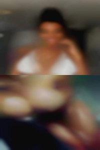 I only needed one horny pussy shot.