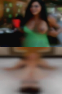 I'm a MLF nude and a cougar.